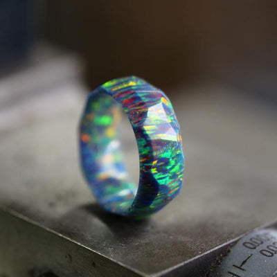 7 Epoxy Resin Jewelry Pieces You Don't Want to Miss