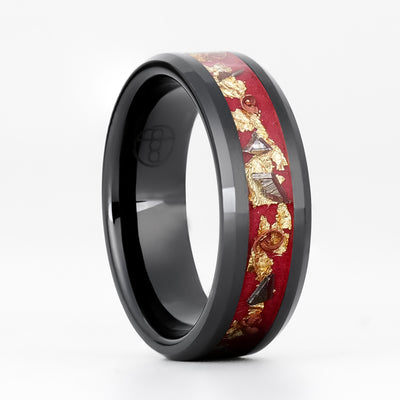 Regal Glowstone Ring on Black Ceramic