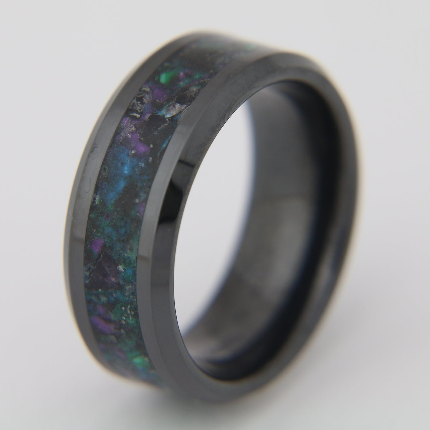 Deep Space Black Ceramic Glowstone Ring