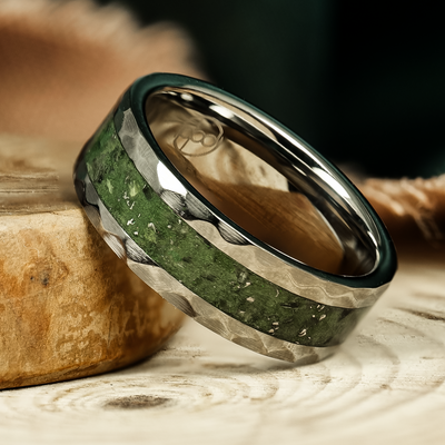 Deep Forest Green Glowstone Ring