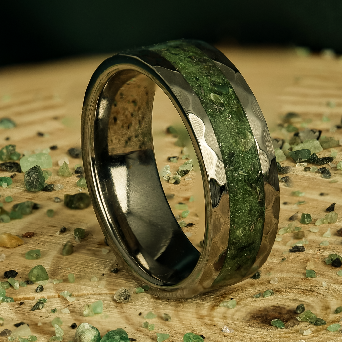 Deep Forest Green Glowstone Ring