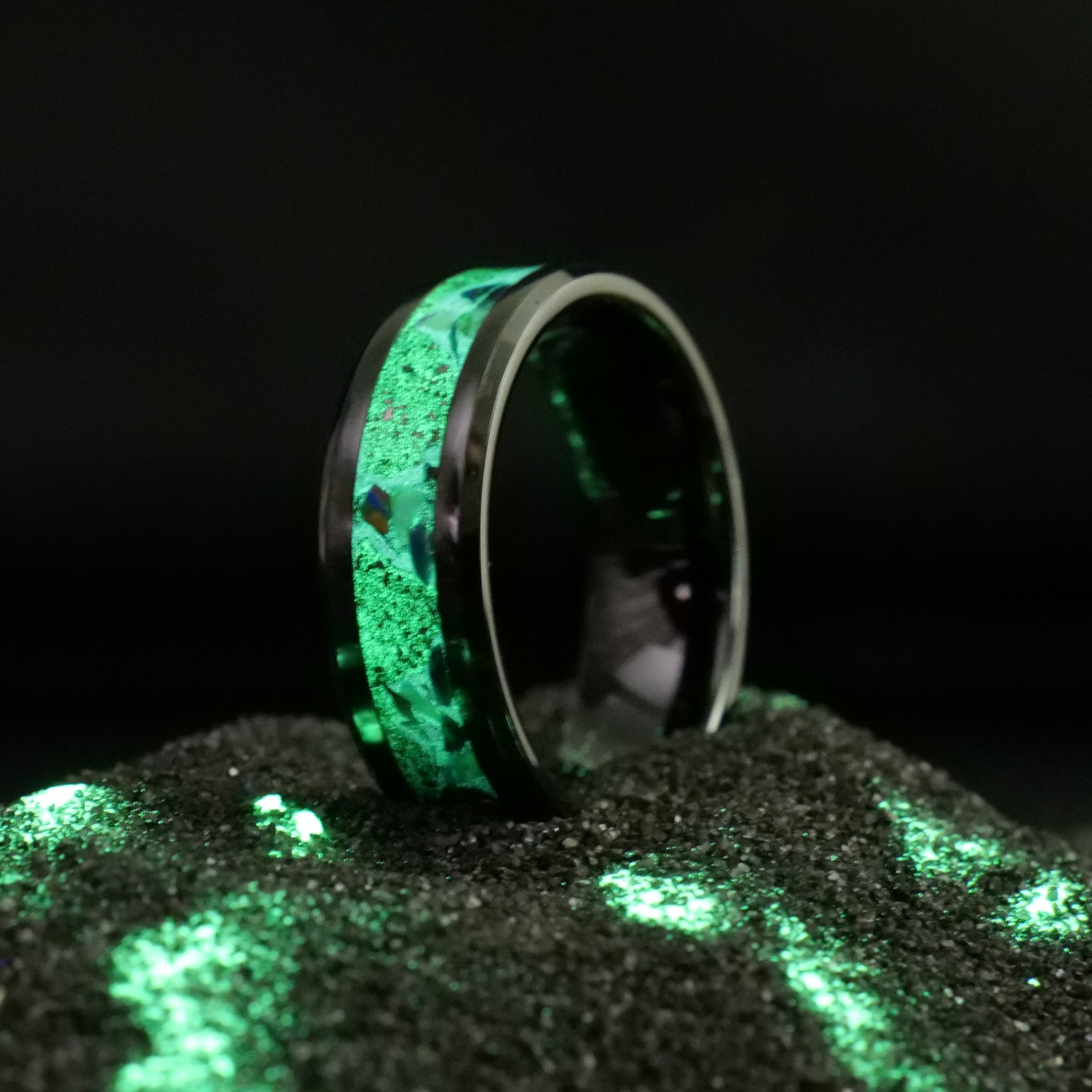 Green Fin Glowstone Ring (White cheapest Ceramic Variation)