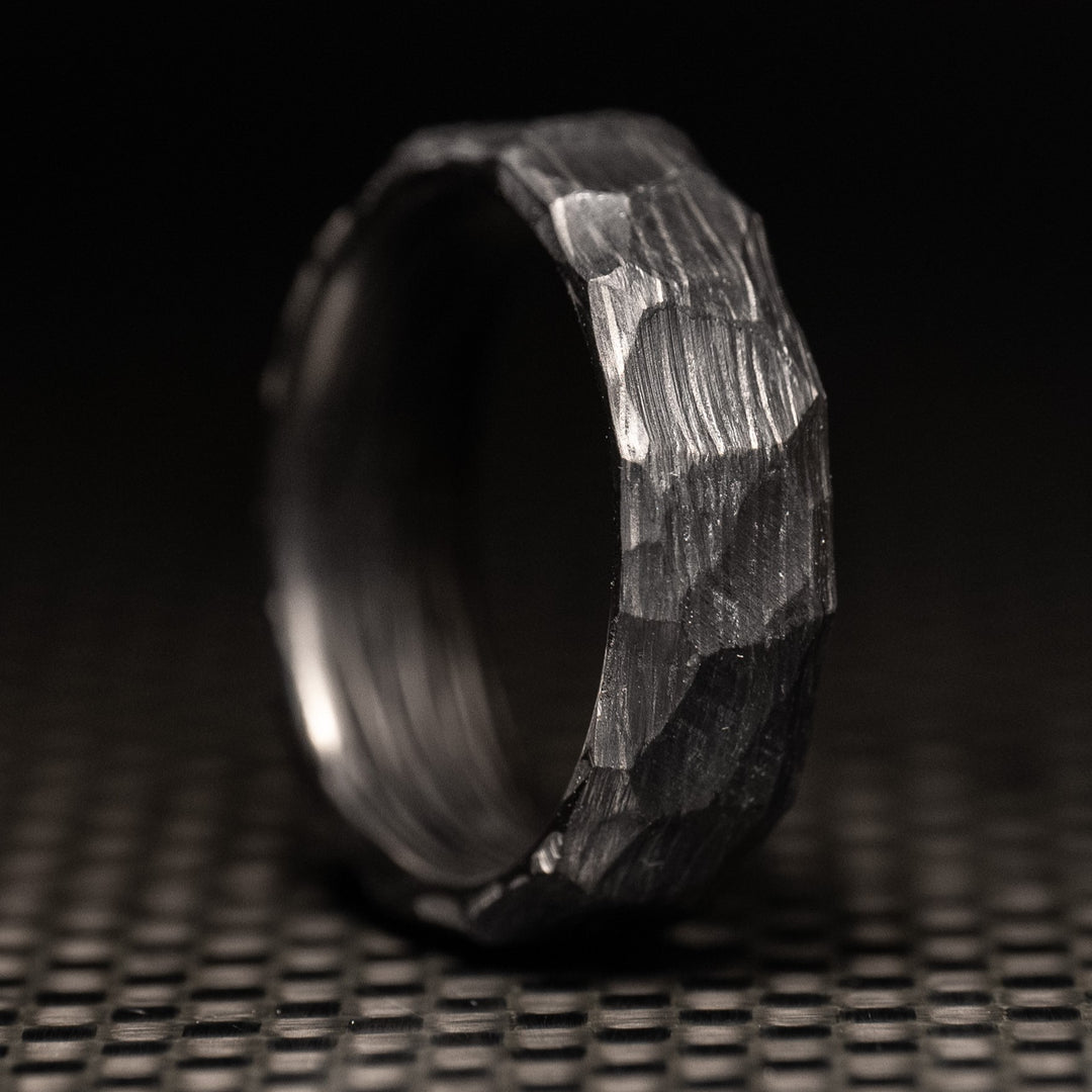 Ring made of obsidian online