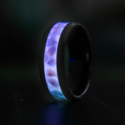 0.21ctw Alexandrite & Diamond 3-Stone Tungsten Ring – June Birthstone Ring  – 2-tone Dome Tungsten Ring – Polished Finish Black Ion Plated Comfort Fit  Tungsten Carbide Wedding Ring – Men's Anniversary Ring