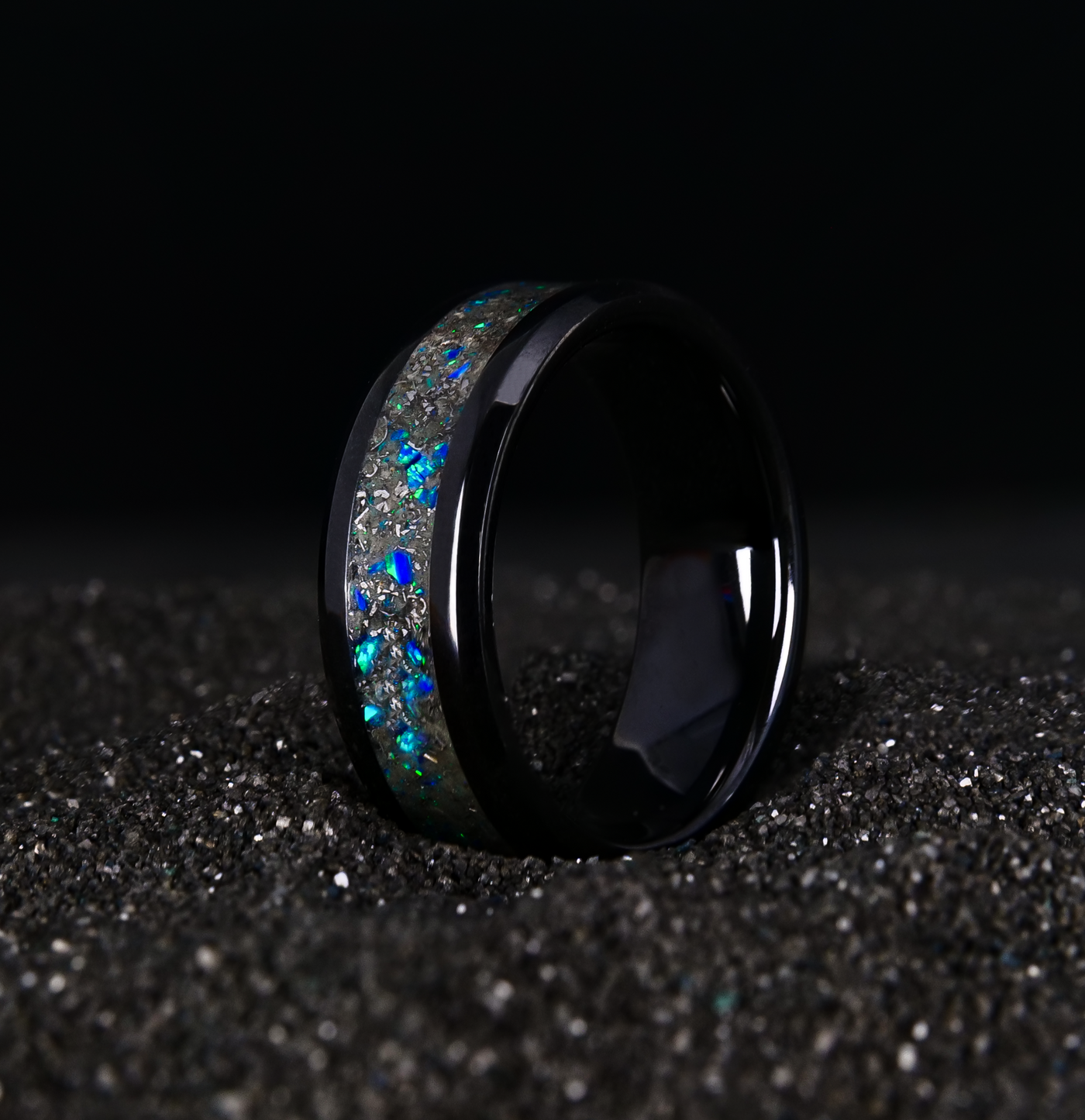 Designs Ring Star in Ceramic Patrick Dust™ Black | Adair
